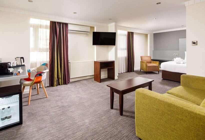 Люкс Superior, Mercure Chester Abbots Well