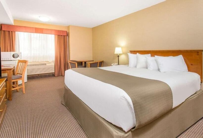 スイート, Canmore Inn & Suites