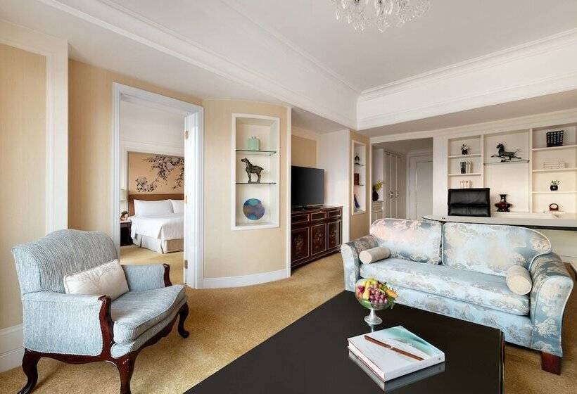 سوییت, Pudong Shangrila, Shanghai
