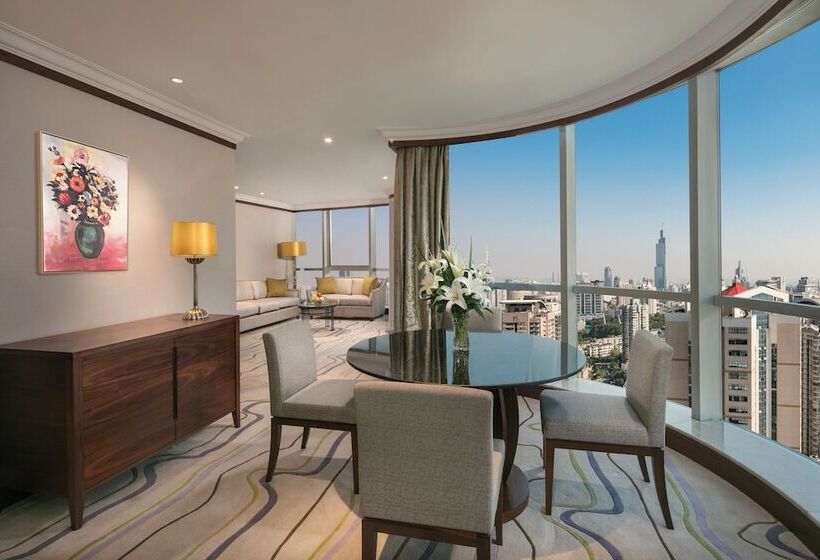 سوییت اجرایی, Sheraton Nanjing Kingsley Hotel & Towers