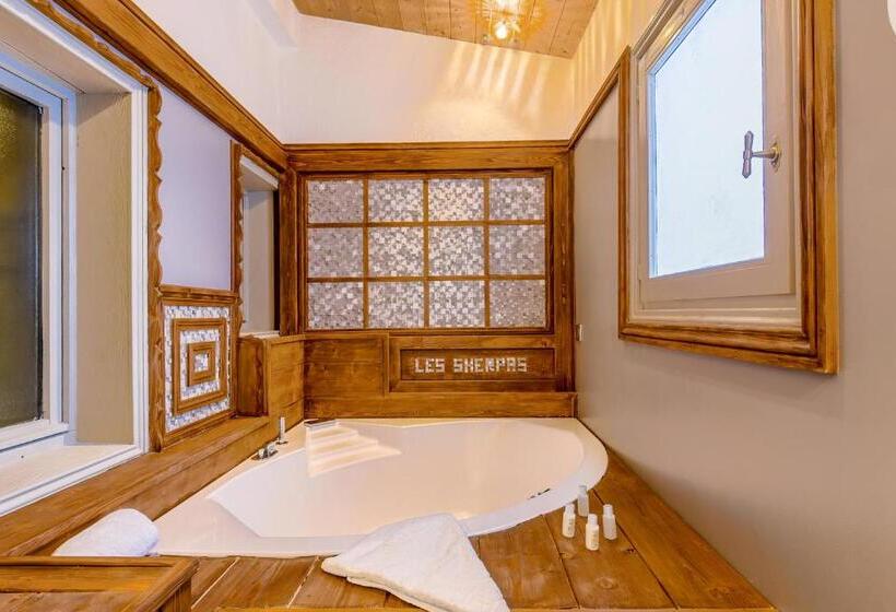 Трехместный Номер Deluxe, Hôtel Les Sherpas