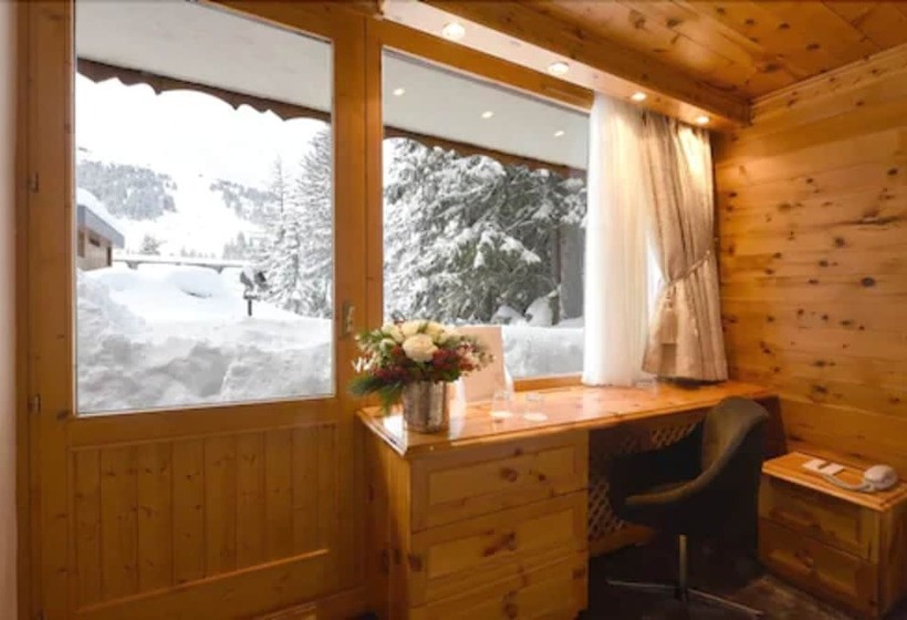 Номер Стандарт, Hôtel Les Sherpas