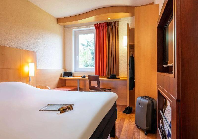 Номер Стандарт, Ibis Nuitssaintgeorges