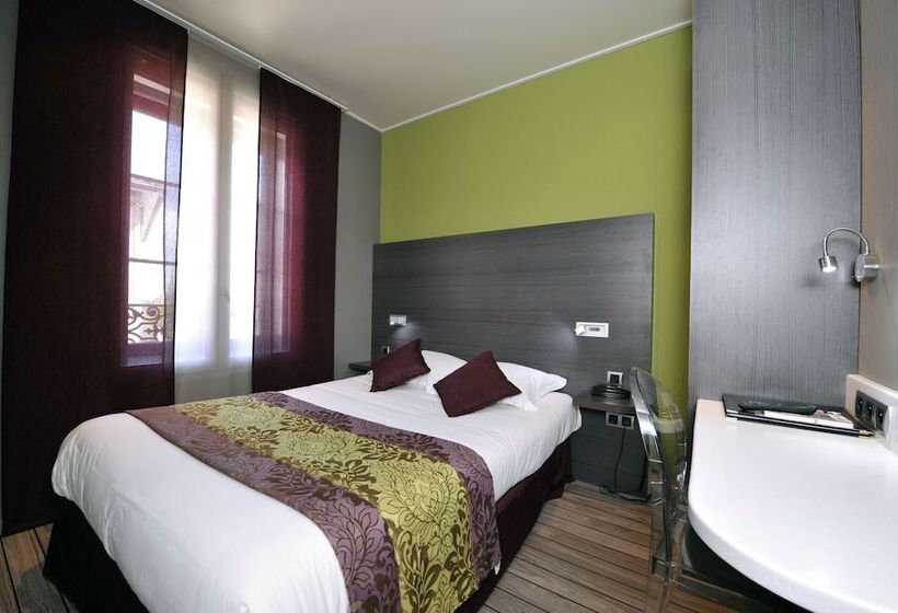 Номер Премиум, Logis Hôtel De Bourgogne   Mâcon