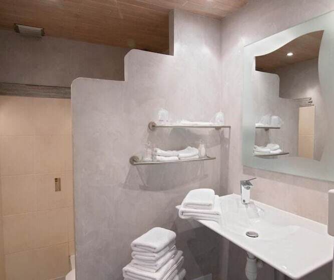 اتاق استاندارد, Hôtel Bomotel