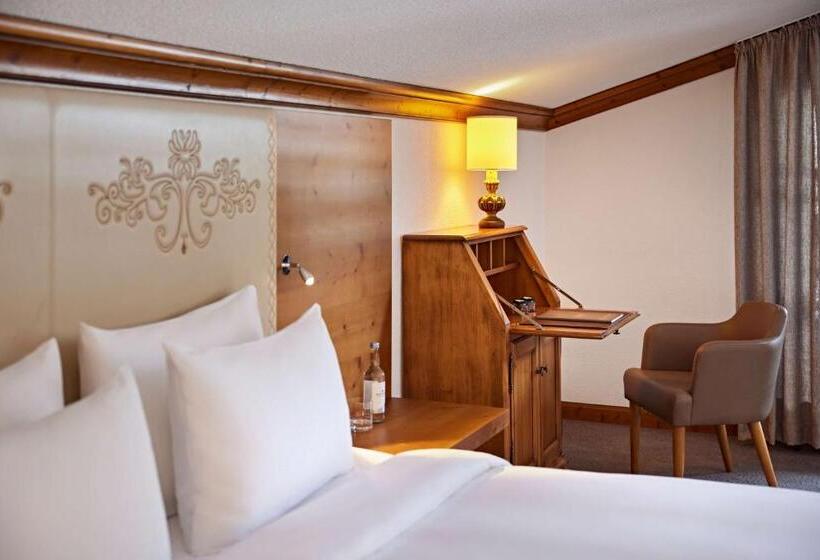 Стандартный Номер Кровать Кинг, Lindner Hotel Oberstaufen Parkhotel, Part Of Jdv By Hyatt