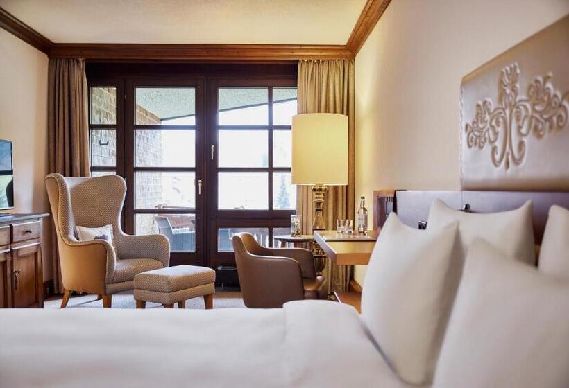 Стандартный Номер Кровать Кинг, Lindner Hotel Oberstaufen Parkhotel, Part Of Jdv By Hyatt