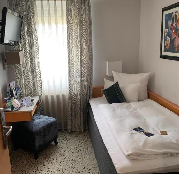 单人基本间, Top Hotel Krämer
