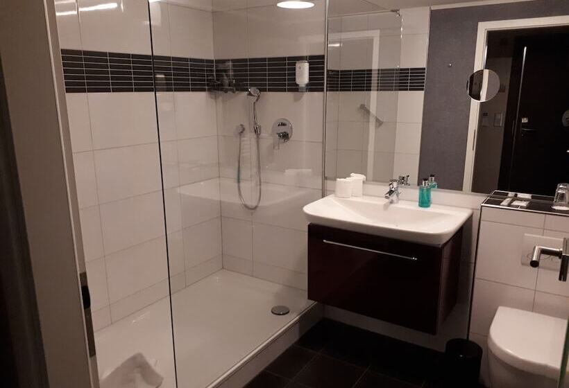 高级单人间, Top Hotel Krämer