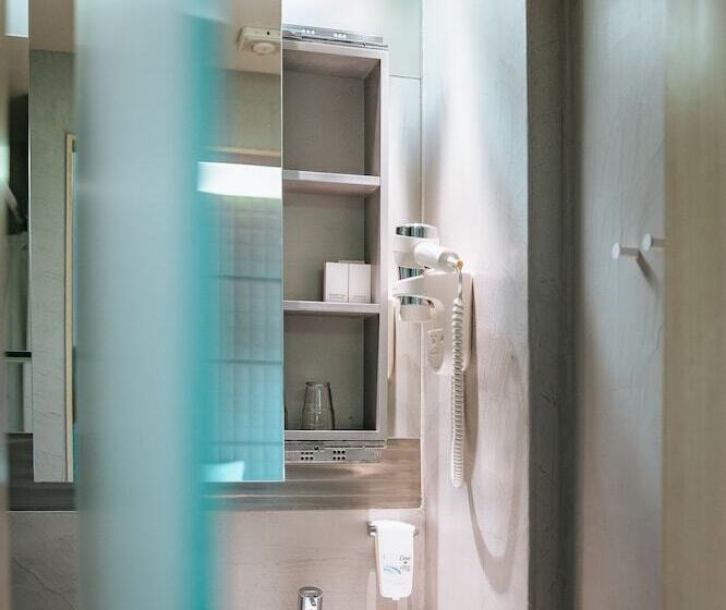 이그제큐티브 룸, Domotel Olympia
