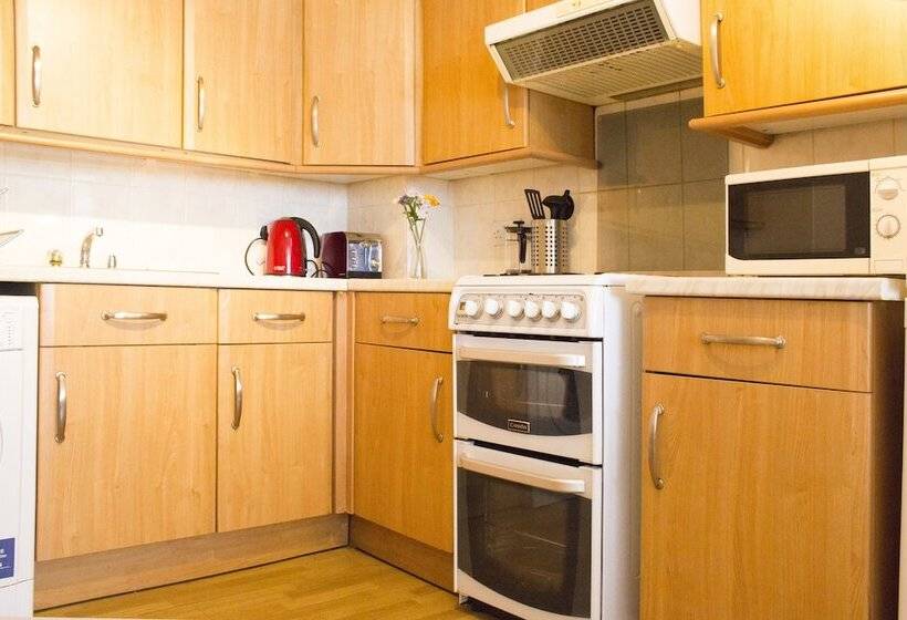 Апартаменты 3 Спальни, Camden Market Apartments