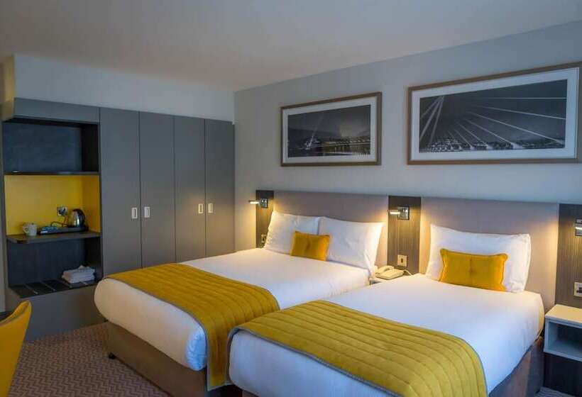스탠다드 룸, Maldron Hotel Pearse Street Dublin City