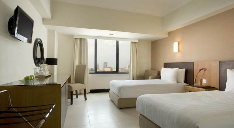 اتاق لوکس, Santika Pandegiling Surabaya