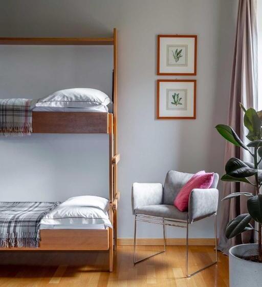 Family Suite, Tremoggia