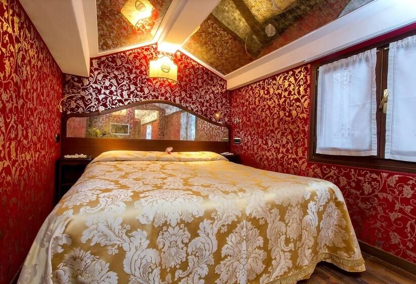 اتاق استاندارد, Antica Locanda Sturion Residenza D Epoca