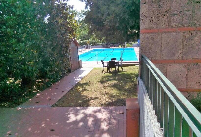 Camera Standard con Balcone, Garden Terni