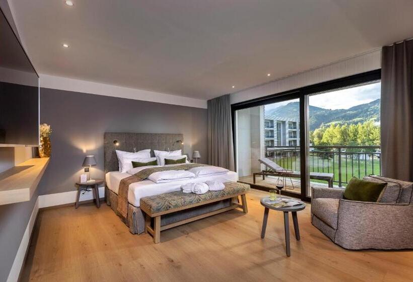 Люкс Superior, Dolomitengolf Suites