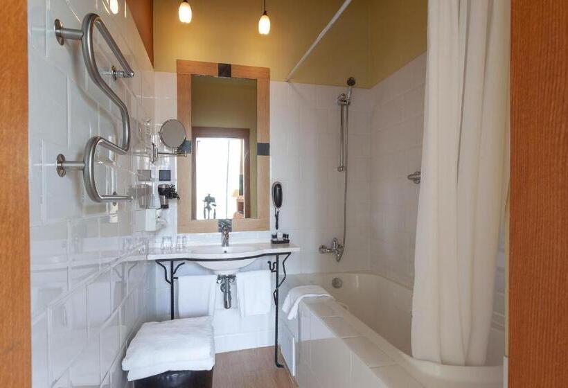 Suite Cama King, Best Western Santakos