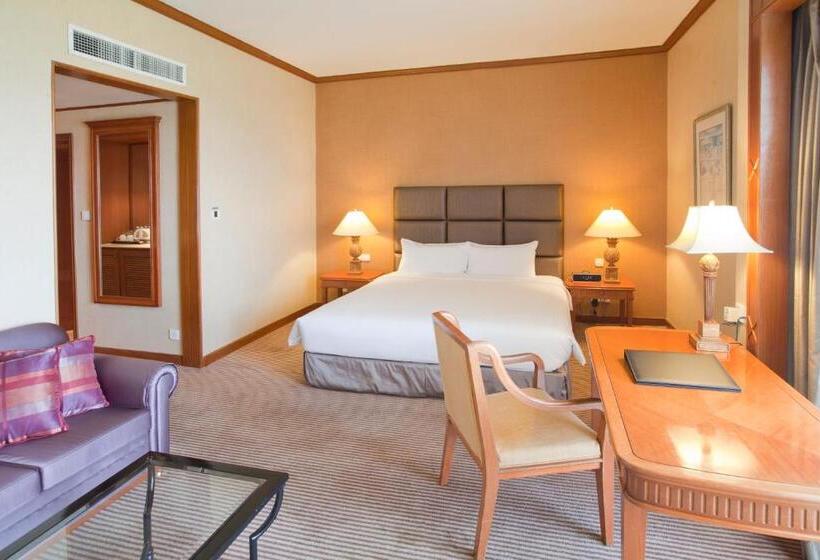 Номер Executive, Dorsett Grand Labuan
