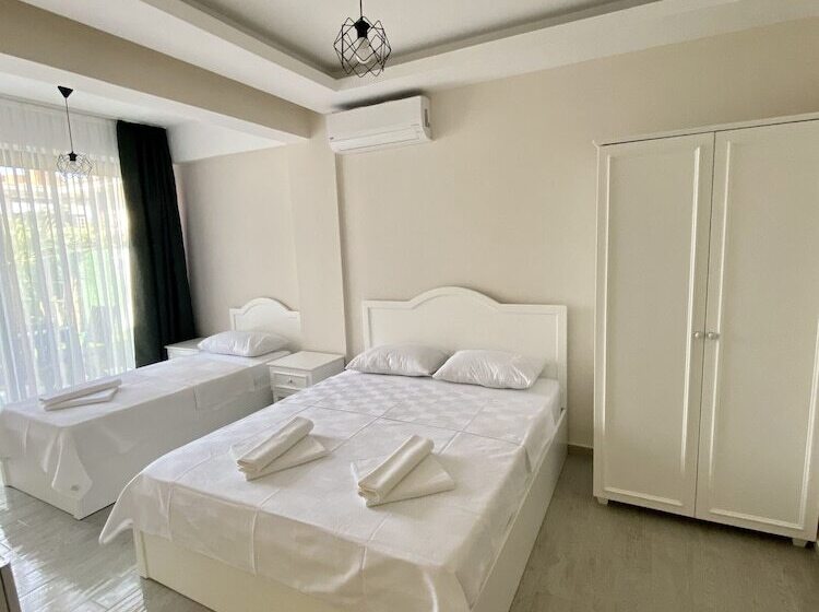 اتاق لوکس سه تخته, Cilek Butik Otel