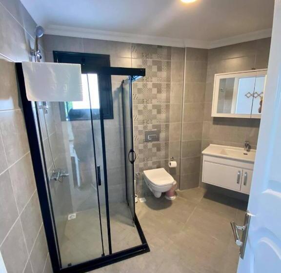 اتاق لوکس سه تخته, Cilek Butik Otel