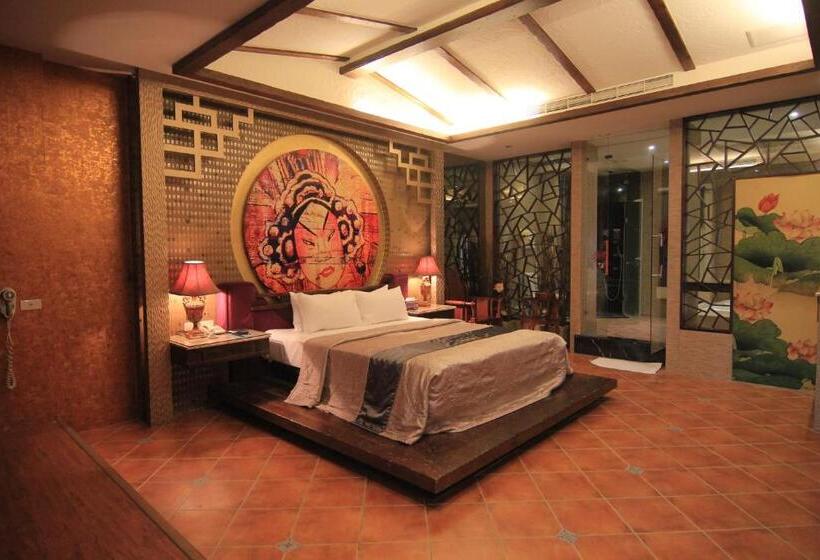 اتاق عادی, Romantic Code Art Motel