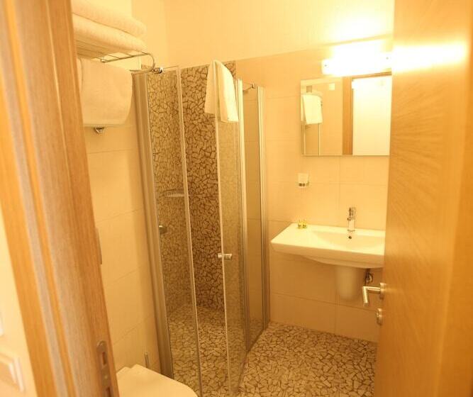 Номер Стандарт Трехместный, Aria Doria Otel