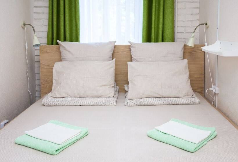 带共用浴室的标准房间, Hostel Vishnya