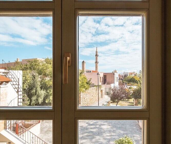 استوديو إدارى, Neratze Hammam Suites
