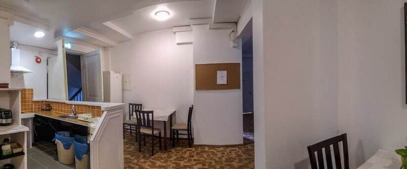 اتاق استاندارد یک نفره, Villa Kadriorg Hostel