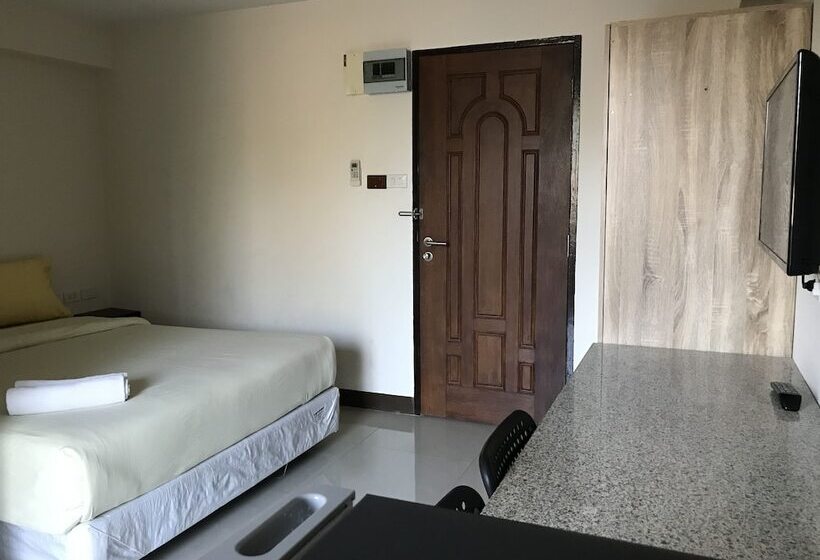 اتاق اکونومی, Sea Land View