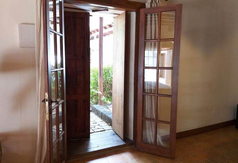 Junior Suite, Rural Rugama