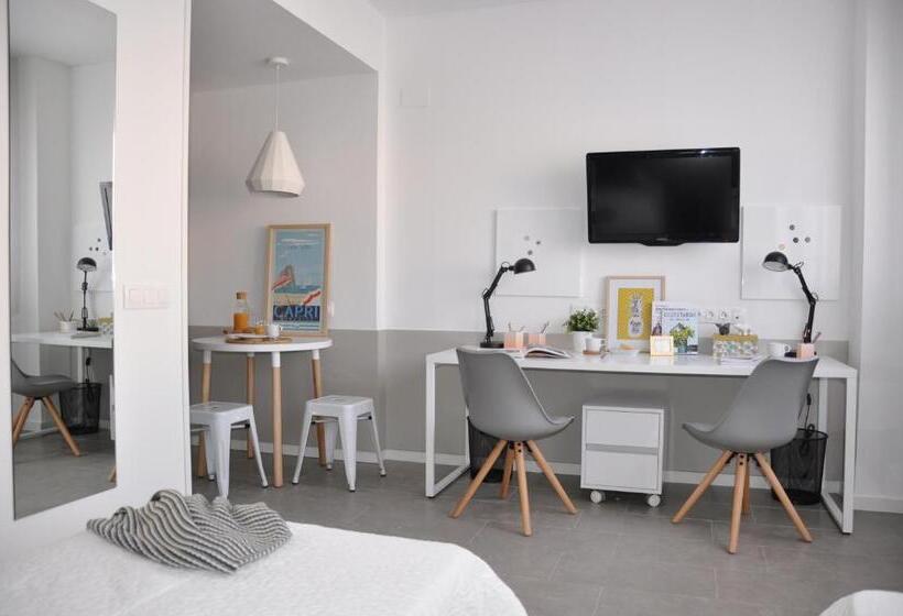 스탠다드 스튜디오 (테라스구비), Residencia Universitaria Tarragona Mediterrani
