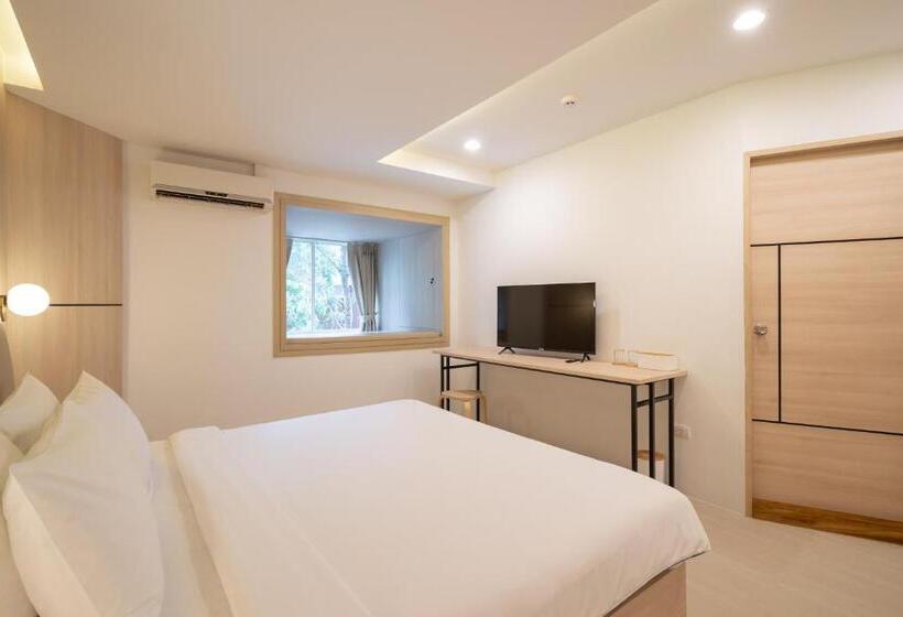 اتاق لوکس با تخت بزرگ, Bedline Hotel   Sha Certified