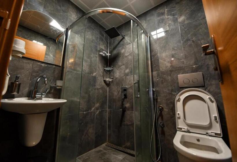 آپارتمان 2 خوابه, Serah Residence