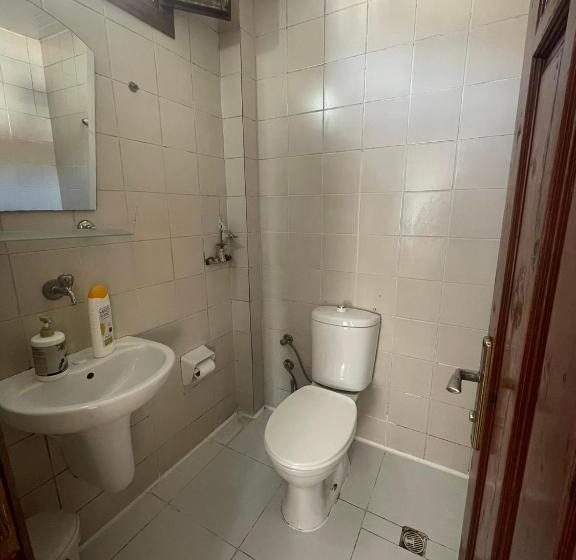 اتاق استاندارد سه نفره, Dedehan Pansiyon