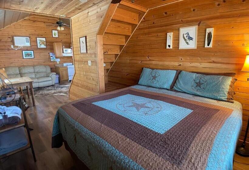 کلبه دلوکس, Walnut Canyon Cabins