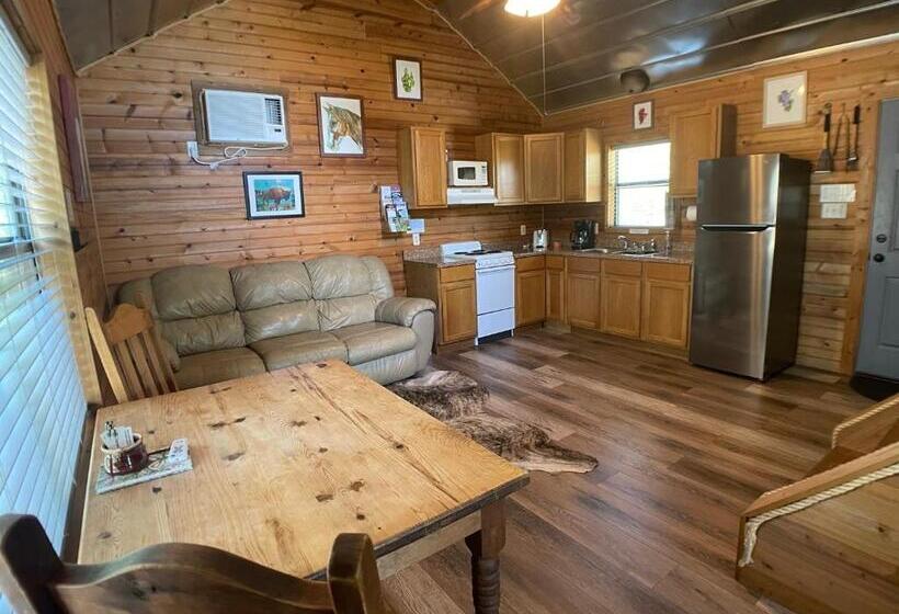 کلبه دلوکس, Walnut Canyon Cabins