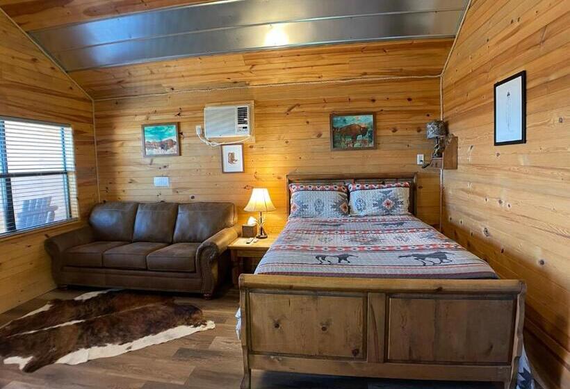 اتاق سوپریور سه تخته, Walnut Canyon Cabins