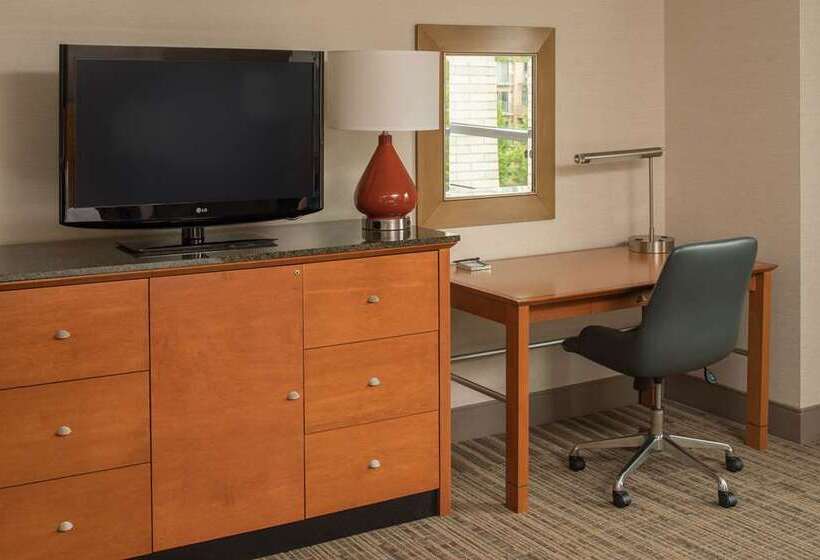 اتاق استاندارد با چشم‌انداز دریا, Hilton Ponce Golf & Casino Resort