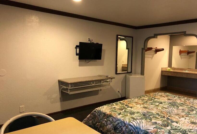 חדר סטנדרט עם מיטת קינג, Starlight Inn, Valley Blvd   Downtown La