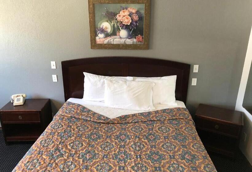חדר סטנדרט עם מיטת קינג, Starlight Inn, Valley Blvd   Downtown La