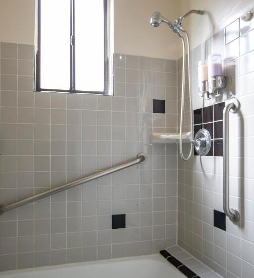 اتاق استاندارد چهارنفره با سرویس بهداشتی مشترک, Hayes Valley Inn