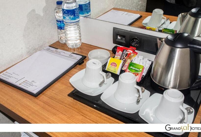 اتاق استاندارد سه نفره, Grand şah Otel