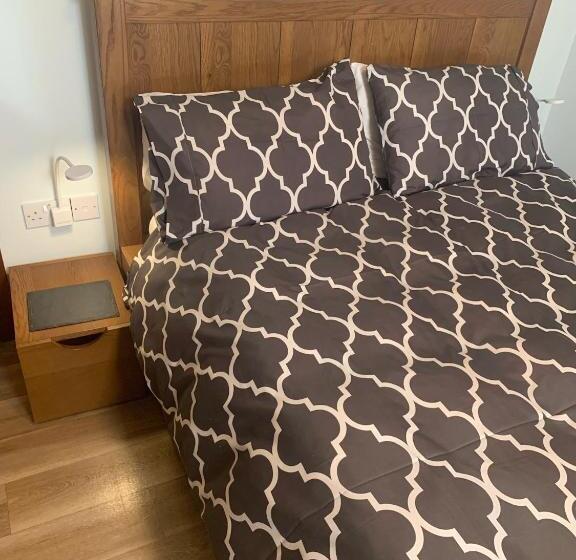Семейный Номер, Pisgah Guesthouse