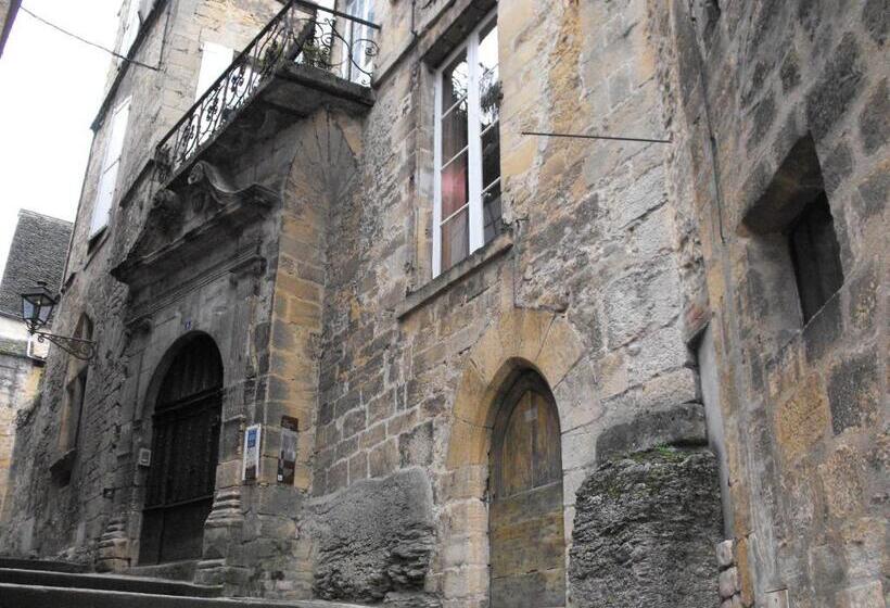 标准三人间, La Maison Du Notaire Royal