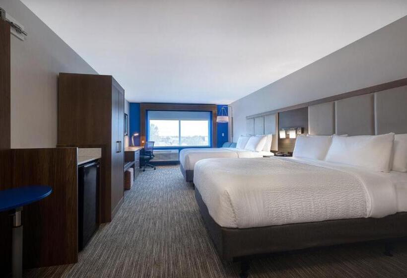 Люкс, Holiday Inn Express & Suites   Brighton, An Ihg