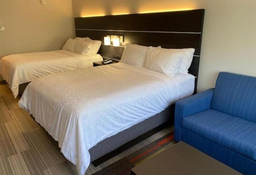 스탠다드 룸, Holiday Inn Express & Suites Warrensburg North, An Ihg