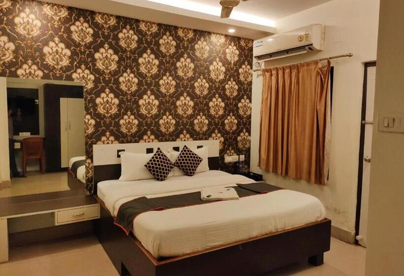 اتاق سوپریور با تخت بزرگ, Sun City