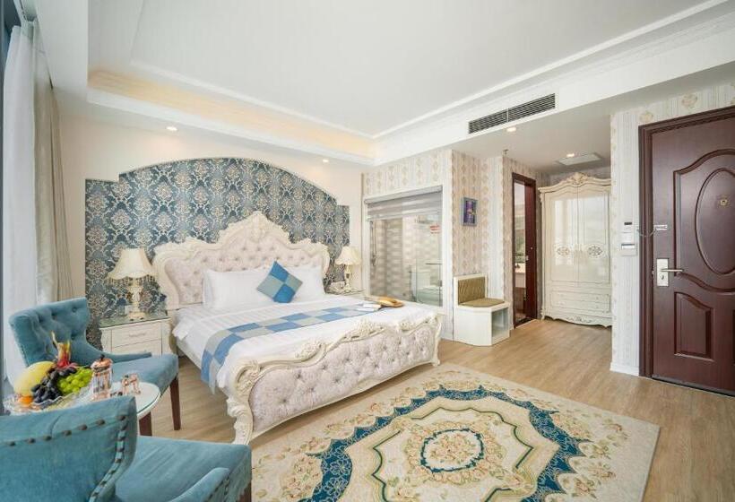 اتاق لوکس با تخت بزرگ, Royal Beach Hotel By Thg